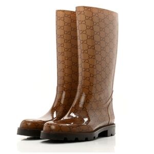 GUCCI 
Rubber Monogram Edinburg Rain Boots Transparent Cocoa 35